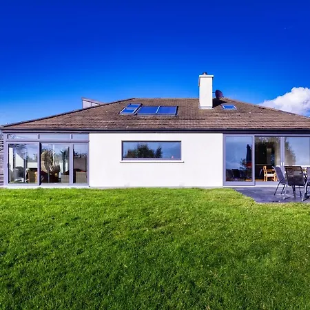 'aghinish Rocks' - Lakeshore Frontage Ballinrobe