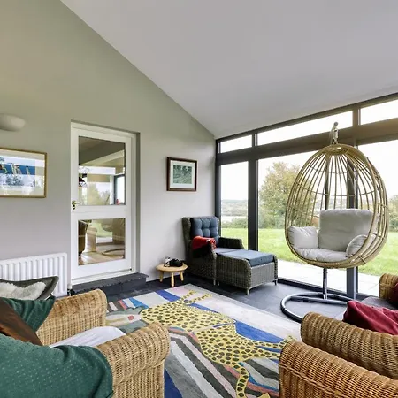 Holiday home 'aghinish Rocks' - Lakeshore Frontage Ballinrobe